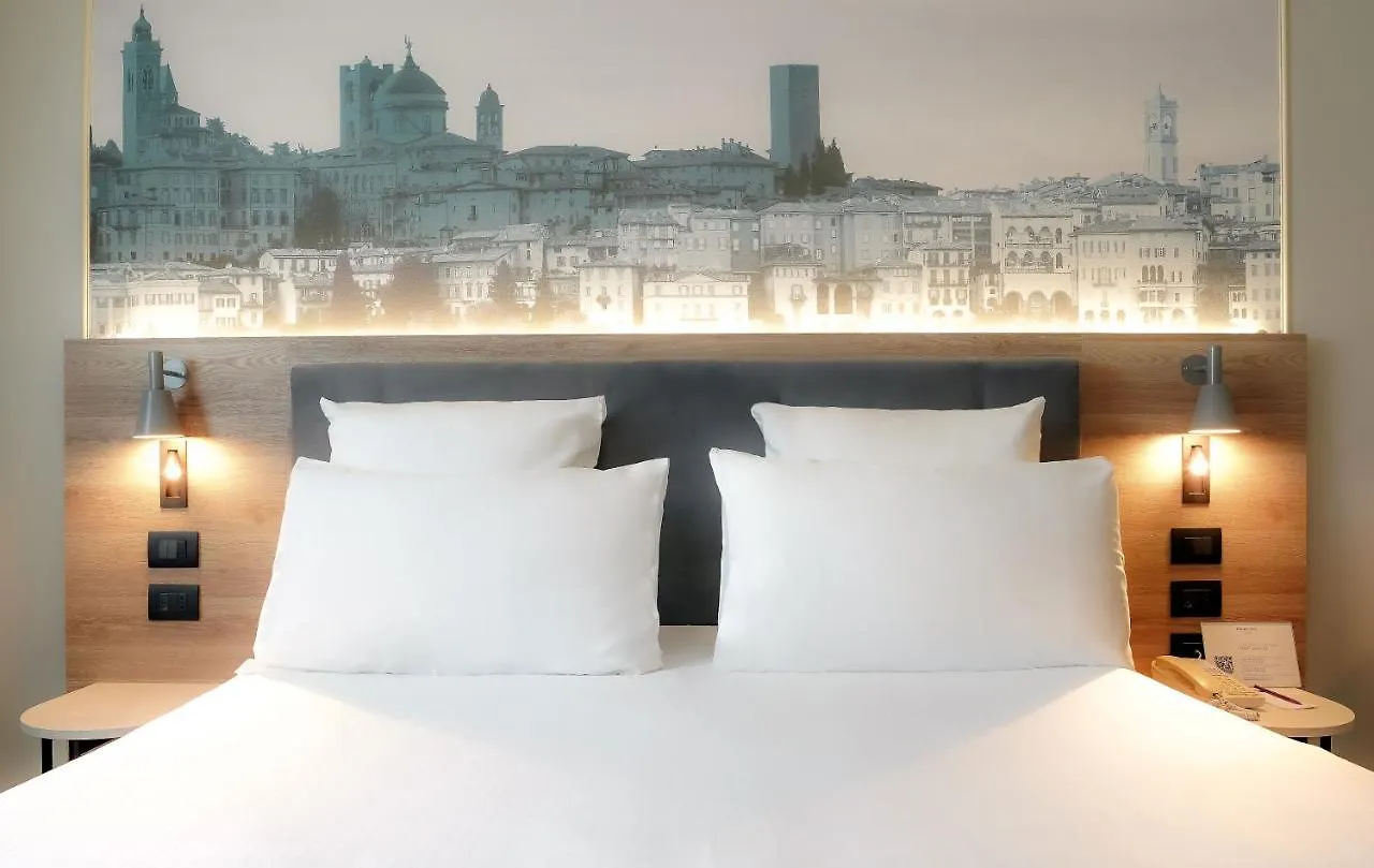 Mercure Bergamo Centro Palazzo Dolci Otel