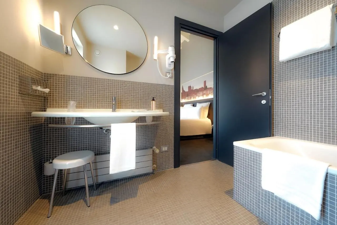Mercure Bergamo Centro Palazzo Dolci Otel