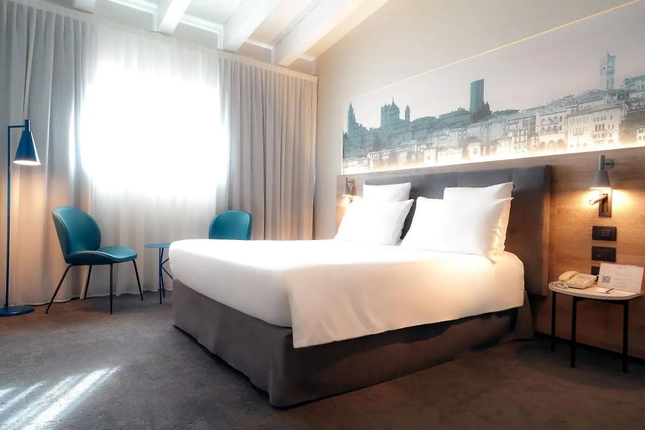 Mercure Bergamo Centro Palazzo Dolci Otel