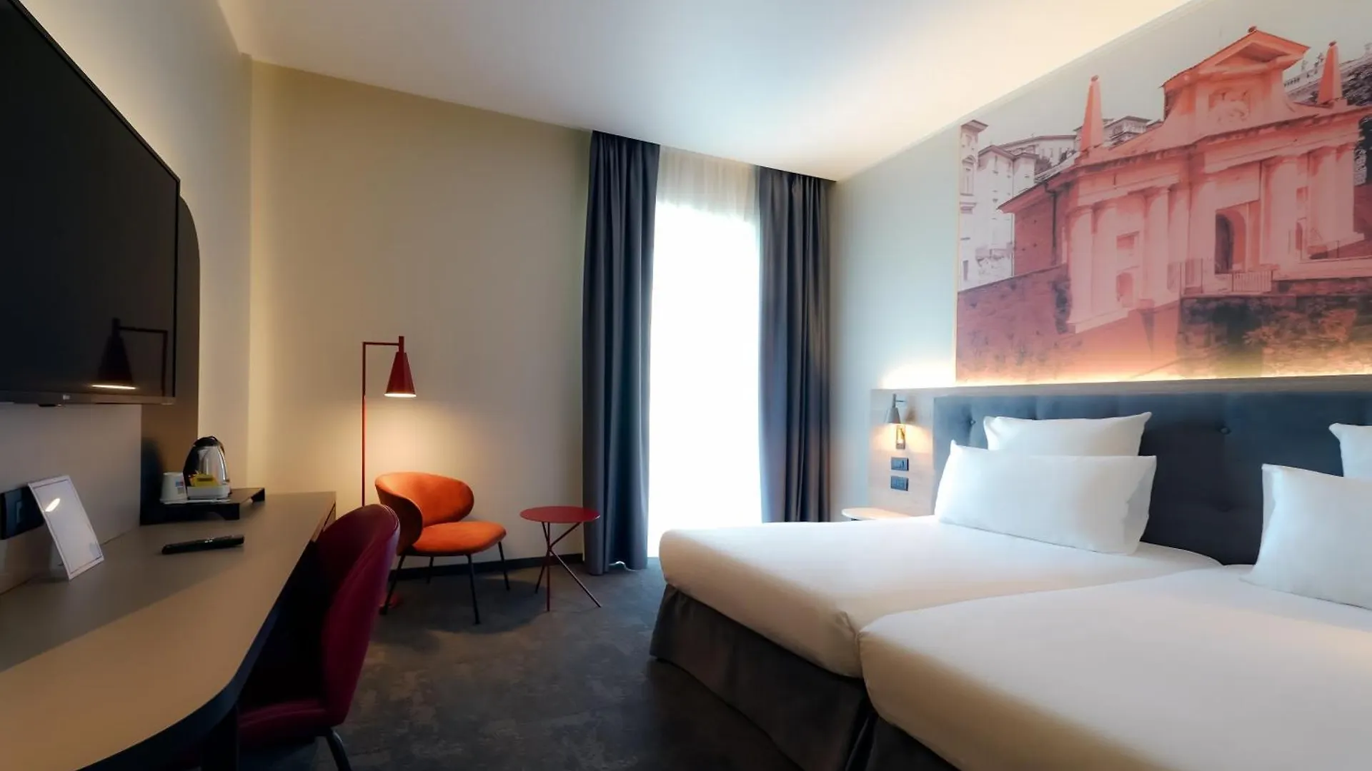 Mercure Bergamo Centro Palazzo Dolci 4*,